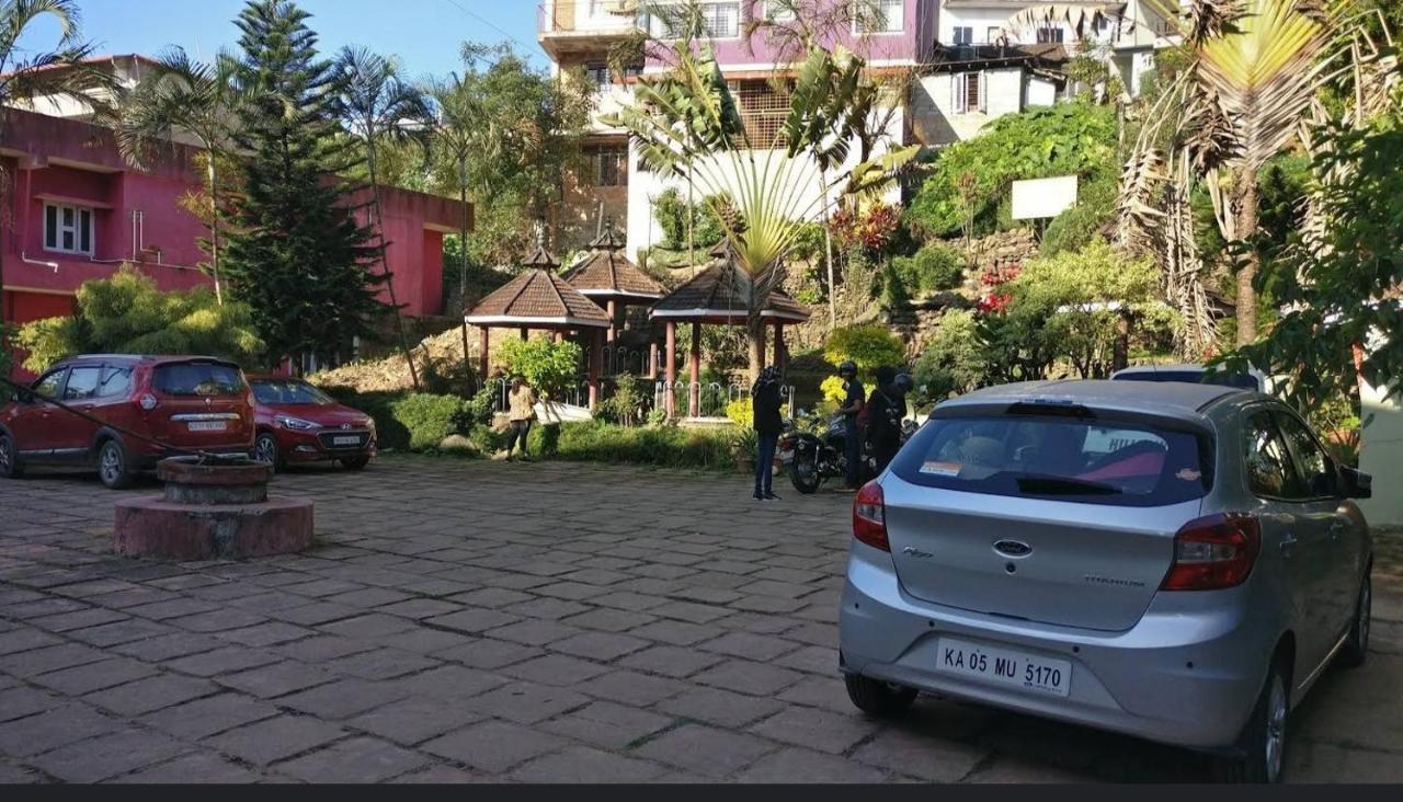 Готель Hill Town KODAGU Екстер'єр фото