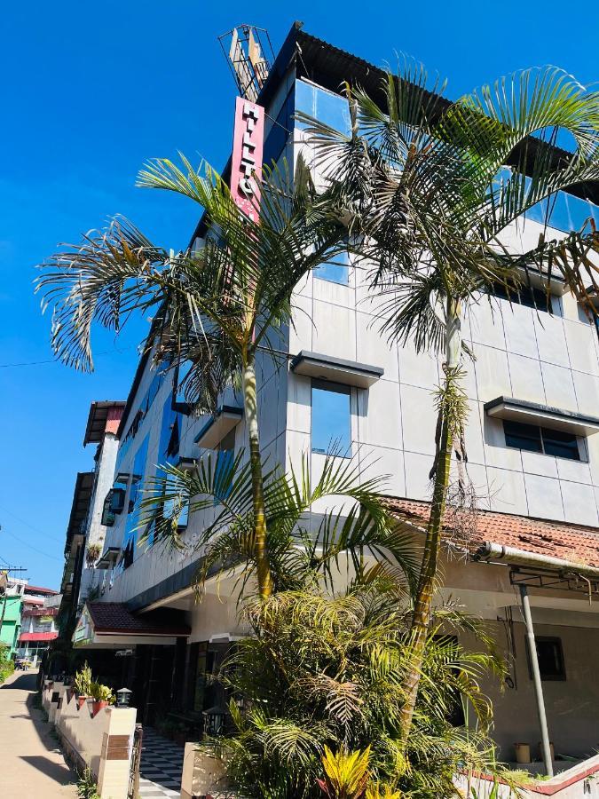 Готель Hill Town KODAGU Екстер'єр фото